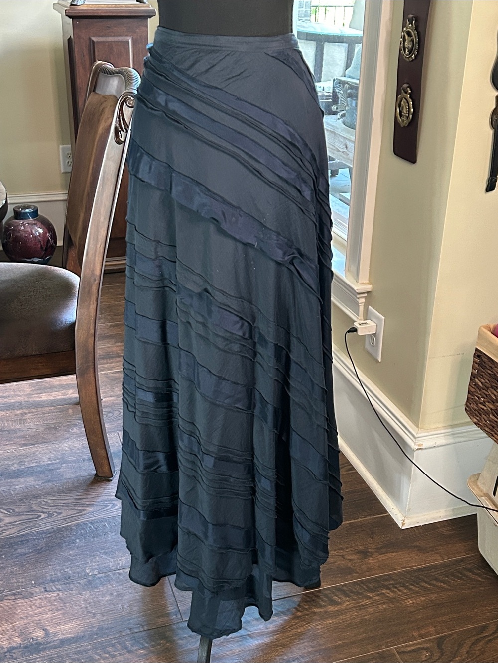 Soft Surroundings Sz XL 100% Silk Navy Tiered Maxi Skirt